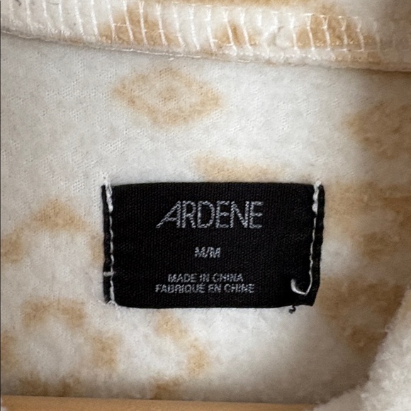 Ardene Cream and Tan Patterned Half-Zip Fleece Pullover - Medium - Picture 4 of 5